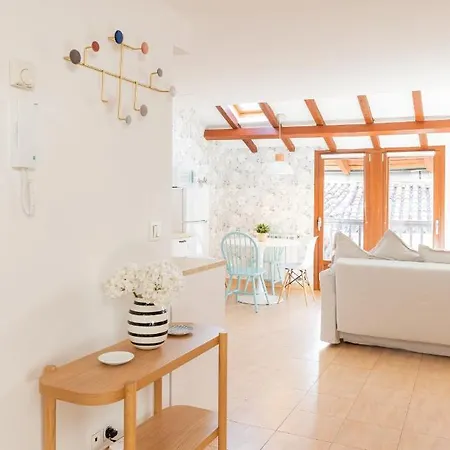 Ipar Kale - Baskeyrentals Apartament